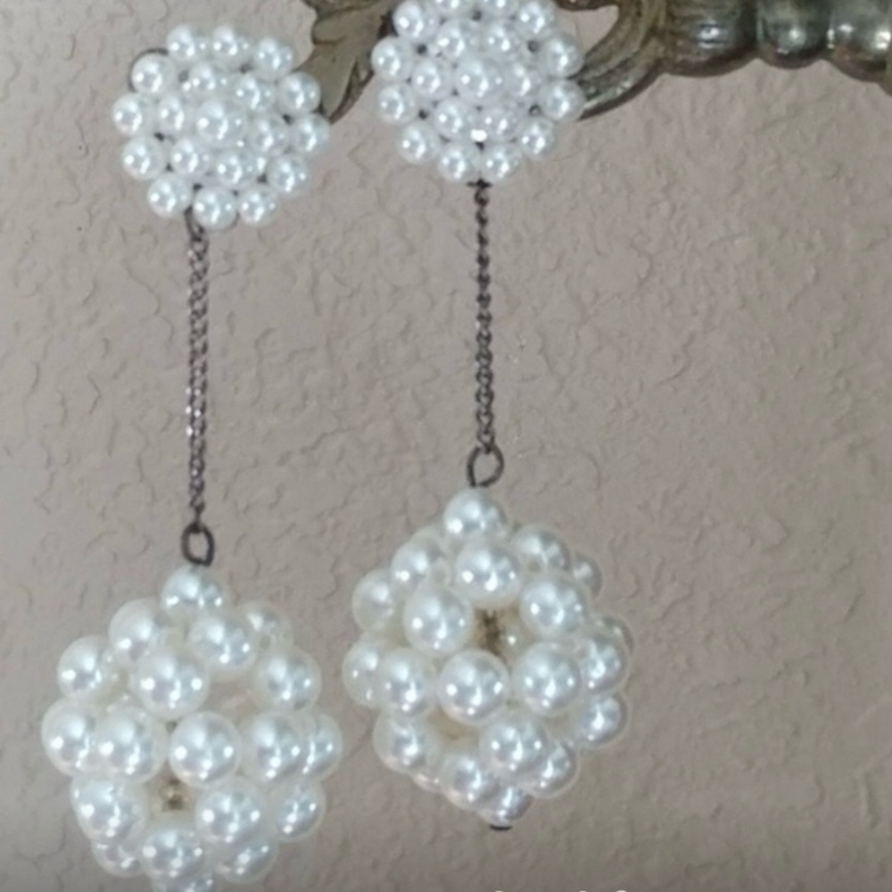 Vintage Beaded Pearl Drop Clip On Earrings, Large - Picture 2 of 7